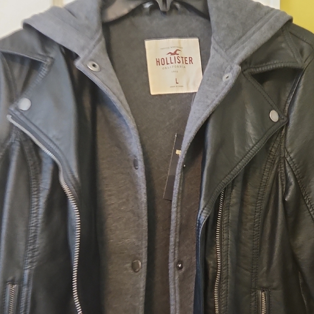 Hollister Women's Black Leather Jacket with Gray Hood - Picture 3 of 7